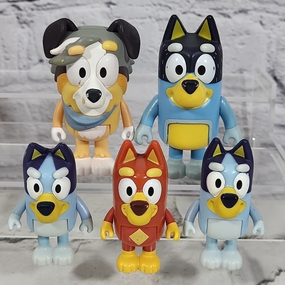 Disney Bluey Family and Friends Figures Lot Of 5‎ Bundle Cartoon Characters
